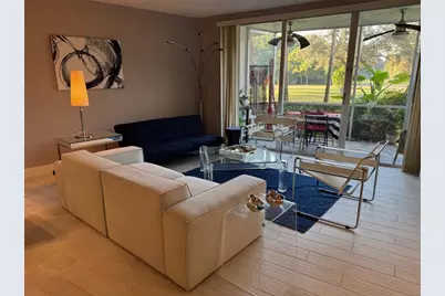 545 Oaks Lane #105, Pompano Beach, FL 33069 - Photo 5