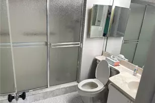 9410 N Hollybrook Lake Dr, Hollywood, FL 33025 - Photo 9