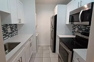 10036 Twin Lakes Dr, Coral Springs, FL 33071 - Photo 3