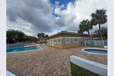 10036 Twin Lakes Drive #37F, Coral Springs, FL 33071 - Photo 13