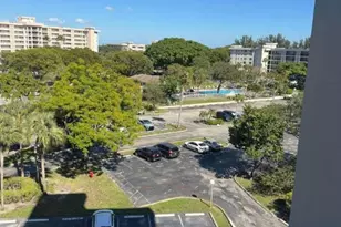 2681 S Course Dr, Pompano Beach, FL 33069 - Photo 27