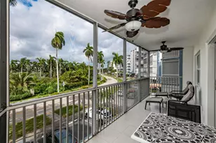 200 Diplomat Pkwy, Hallandale Beach, FL 33009 - Photo 23