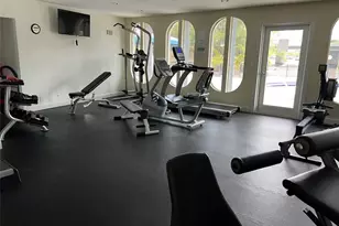 200 Diplomat Pkwy, Hallandale Beach, FL 33009 - Photo 29