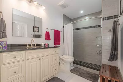 200 Diplomat Parkway #321, Hallandale Beach, FL 33009 - Photo 17