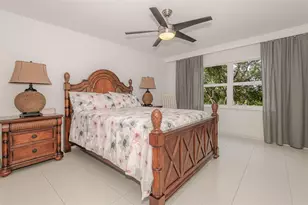 200 Diplomat Pkwy, Hallandale Beach, FL 33009 - Photo 15