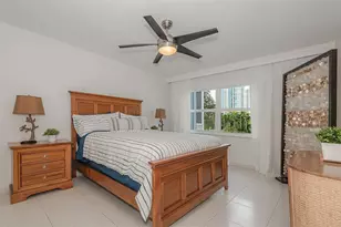 200 Diplomat Pkwy, Hallandale Beach, FL 33009 - Photo 19