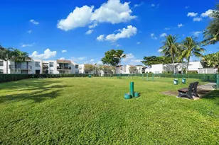 371 87th Terrace, Plantation, FL 33324 - Photo 11