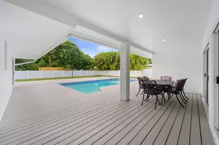 19930 NE 20th Ct, Miami, FL 33179 - Photo 5