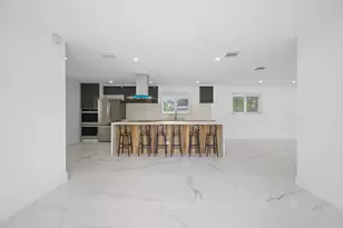 19930 NE 20th Ct, Miami, FL 33179 - Photo 9