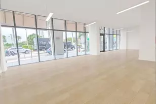 6895 Collins Ave, Miami Beach, FL 33141 - Photo 1