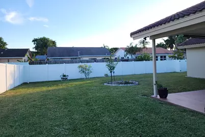 426 SE 3rd Place, Dania Beach, FL 33004 - Photo 7