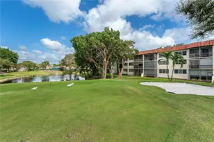 8930 S Hollybrook Blvd, Pembroke Pines, FL 33025 - Photo 15