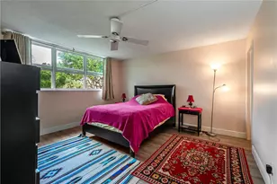 8930 S Hollybrook Blvd, Pembroke Pines, FL 33025 - Photo 13