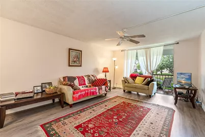 8930 S Hollybrook Boulevard #209, Pembroke Pines, FL 33025 - Photo 9