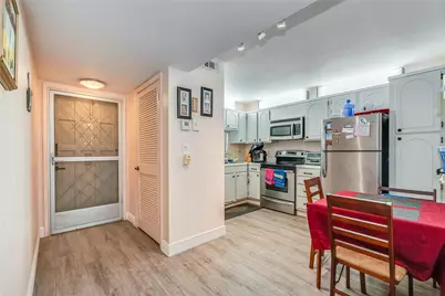 8930 S Hollybrook Boulevard #209, Pembroke Pines, FL 33025 - Photo 3