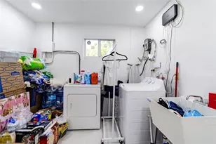 131 NW 72nd Way, Hollywood, FL 33024 - Photo 17