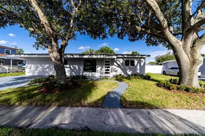 131 NW 72nd Way, Hollywood, FL 33024 - Photo 33