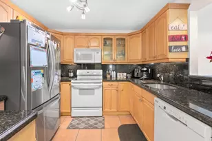 130 S Shore Dr, Miami Beach, FL 33141 - Photo 11