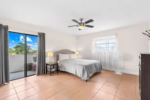 130 S Shore Dr, Miami Beach, FL 33141 - Photo 17