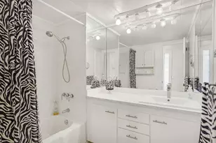 5670 SW Cypress Dr, Fort Lauderdale, FL 33312 - Photo 7