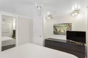 5670 SW Cypress Dr, Fort Lauderdale, FL 33312 - Photo 23