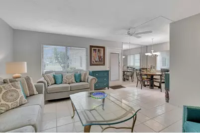 204 Burgundy E #204, Delray Beach, FL 33484 - Photo 5