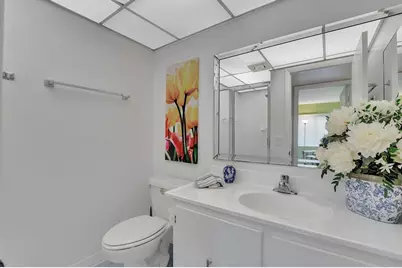 204 Burgundy #204, Delray Beach, FL 33484 - Photo 13