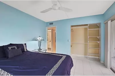 204 Burgundy #204, Delray Beach, FL 33484 - Photo 17
