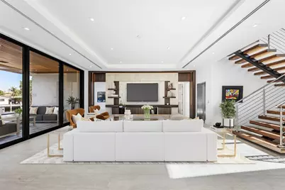 2817 NE 25th Street, Fort Lauderdale, FL 33305 - Photo 9