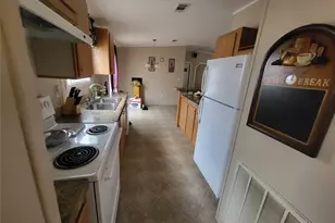 1057 Blue Heron, Moore Haven, FL 33471 - Photo 9