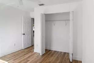 1055 18th St, Vero Beach, FL 32962 - Photo 15