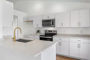 1055 18th St, Vero Beach, FL 32962 - Photo 7