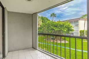 890 N Federal Hwy, Lantana, FL 33462 - Photo 27