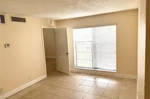4425 Treehouse Ln, Tamarac, FL 33319 - Photo 5