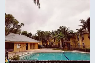 4425 Treehouse Lane #A, Tamarac, FL 33319 - Photo 9