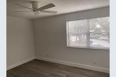 11266 SW 12th Street, Hollywood, FL 33025 - Photo 9