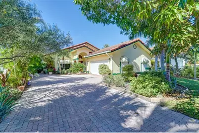 305 S Riverside Drive, Pompano Beach, FL 33062 - Photo 9