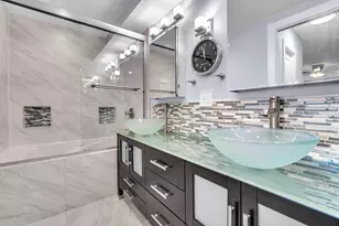 2801 NE 183rd St, Aventura, FL 33160 - Photo 25