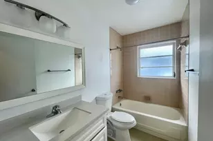 35 NE 3rd St, Dania Beach, FL 33004 - Photo 23