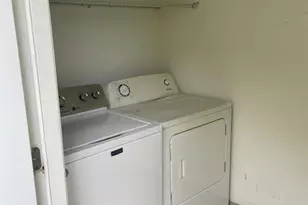 35 NE 3rd St, Dania Beach, FL 33004 - Photo 27