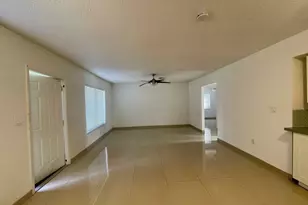 35 NE 3rd St, Dania Beach, FL 33004 - Photo 21