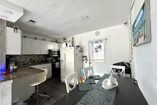 578 Tallulah Rd, Lake Worth Beach, FL 33462 - Photo 5