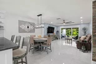 21215 Lago Cir, Boca Raton, FL 33433 - Photo 15