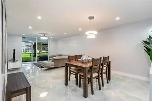 9523 S Hollybrook Lake Dr, Pembroke Pines, FL 33025 - Photo 5