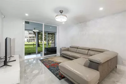 9523 S Hollybrook Lake Drive #102, Pembroke Pines, FL 33025 - Photo 17