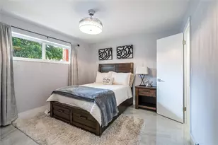 9523 S Hollybrook Lake Dr, Hollywood, FL 33025 - Photo 7