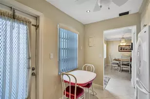 4270 NW 40th St, Tamarac, FL 33319 - Photo 9