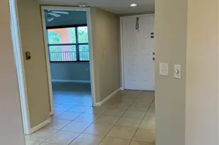 571 SW 142nd Ave, Pembroke Pines, FL 33027 - Photo 7