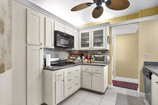 1301 River Reach Dr, Fort Lauderdale, FL 33315 - Photo 17