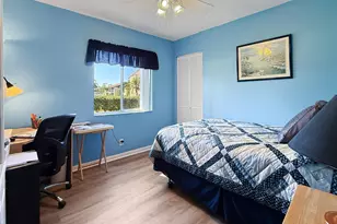 330 Knotty Pine Cir, Greenacres, FL 33463 - Photo 23